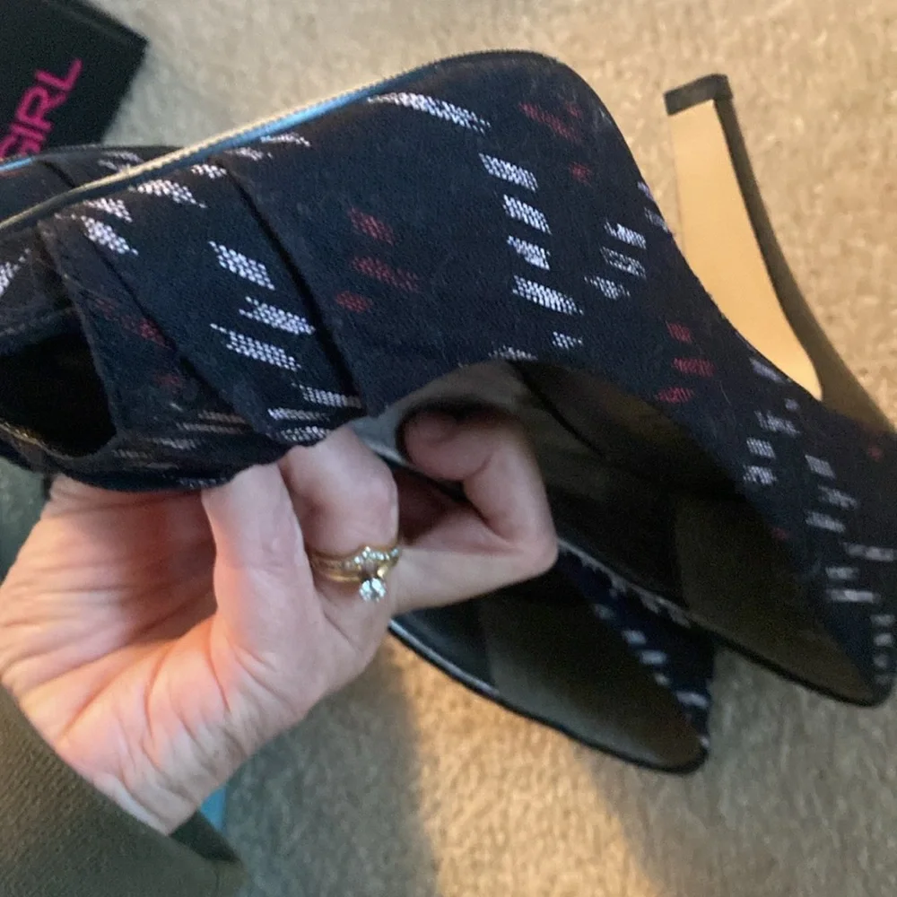 Madden girl size 7.5 M heels - Picture 11 of 13